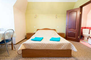 Гостевой дом SV-Hotel Адлер Бюджетный трехместный номер-5