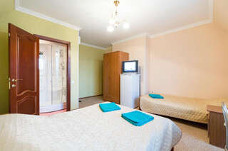 Гостевой дом SV-Hotel Адлер Бюджетный трехместный номер-8